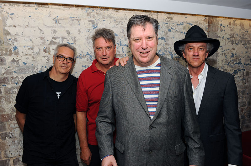 feelpresents the sunnyboys